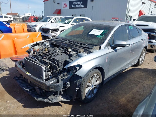 44817962 :رقم المزاد ، 3FA6P0HD5LR172337 vin ، 2020 Ford Fusion Se مزاد بيع