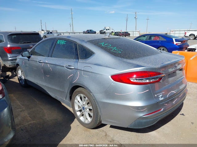 44817962 :رقم المزاد ، 3FA6P0HD5LR172337 vin ، 2020 Ford Fusion Se مزاد بيع