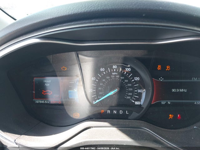 44817962 :رقم المزاد ، 3FA6P0HD5LR172337 vin ، 2020 Ford Fusion Se مزاد بيع
