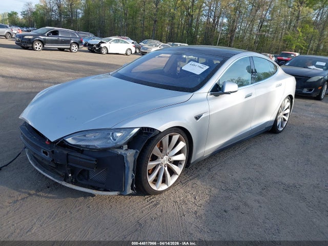 2013 TESLA MODEL S 5YJSA1CG8DFP03521 Photo 1