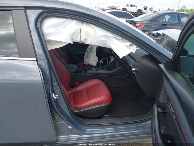 Продажа на аукционе авто 2026 Mazda Mazda3 2.5 S Carbon Edition, vin: JM1BPBLL4T1850105, номер лота: 44817968