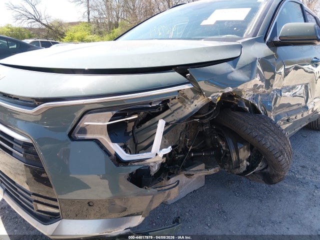 44817979 :رقم المزاد ، KNDCT3LE1S5216149 vin ، 2025 Kia Niro Sx مزاد بيع