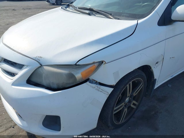 44817994 :رقم المزاد ، 2T1BU4EE9CC793799 vin ، 2012 Toyota Corolla Le مزاد بيع