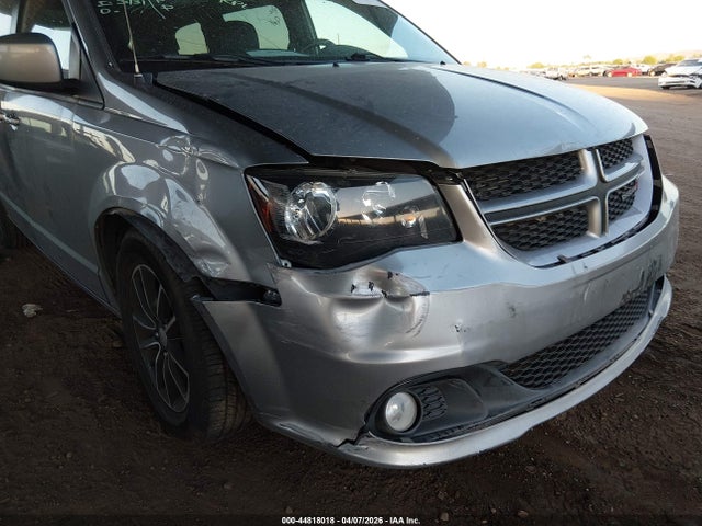 2019 Dodge Grand Caravan Gt მანქანა იყიდება აუქციონზე, vin: 2C4RDGEG6KR618281, აუქციონის ნომერი: 44818018