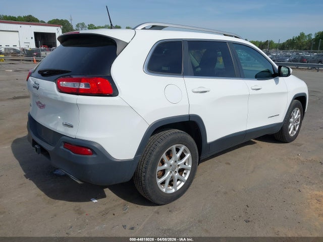 44818028 :رقم المزاد ، 1C4PJMCS0GW155736 vin ، 2016 Jeep Cherokee Latitude مزاد بيع