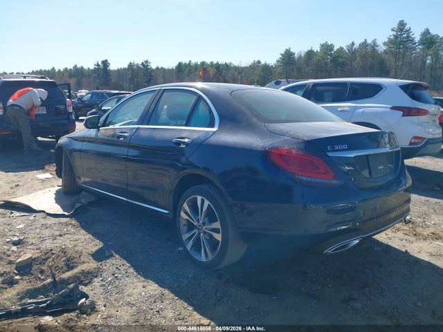 44818056 :رقم المزاد ، W1KWF8EB0MR648995 vin ، 2021 Mercedes-benz C 300 4matic مزاد بيع