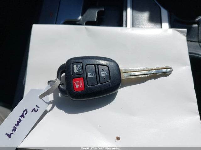 2012 Toyota Camry Le მანქანა იყიდება აუქციონზე, vin: 4T1BF1FK4CU052407, აუქციონის ნომერი: 44818070