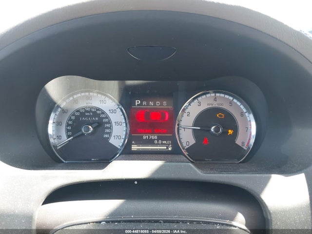 2010 JAGUAR XF SAJWA0GB9ALR66542 Photo 6