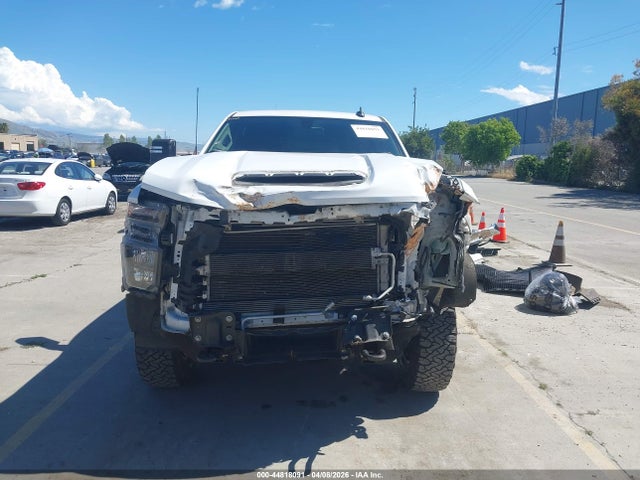 1GC1YNEY5MF258607 Chevrolet Silverado 2500hd 4wd Standard Bed Lt