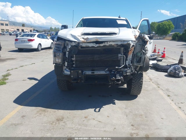 1GC1YNEY5MF258607 Chevrolet Silverado 2500hd 4wd Standard Bed Lt