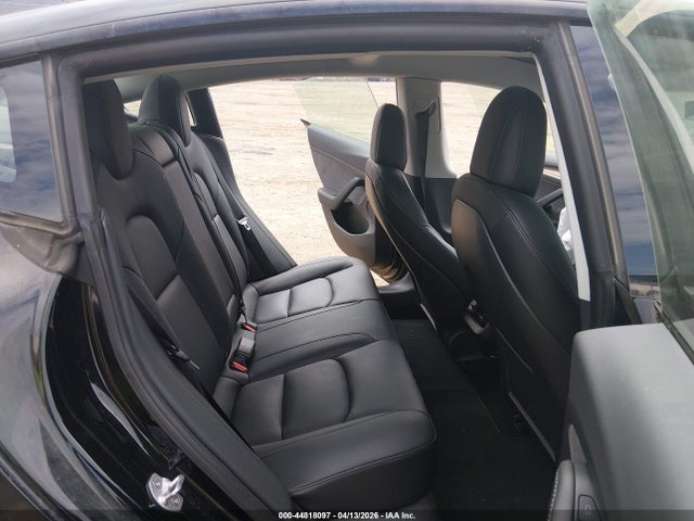 Продажа на аукционе авто 2022 Tesla Model 3 Long Range Dual Motor All-wheel Drive, vin: 5YJ3E1EB7NF313621, номер лота: 44818097