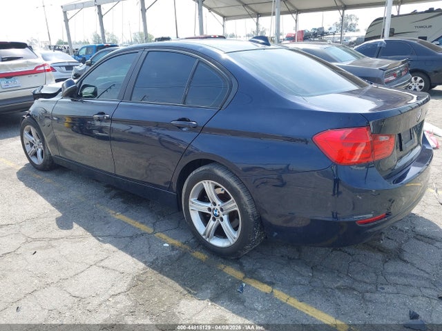 BMW 320i 2014 WBA3B1C51EP678529 Image 3