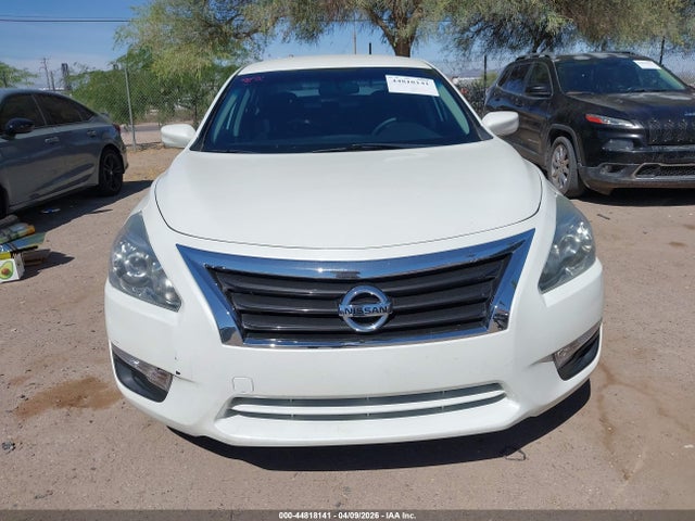Nissan Altima 2.5 S 2015 1N4AL3AP1FC469099 Image 12