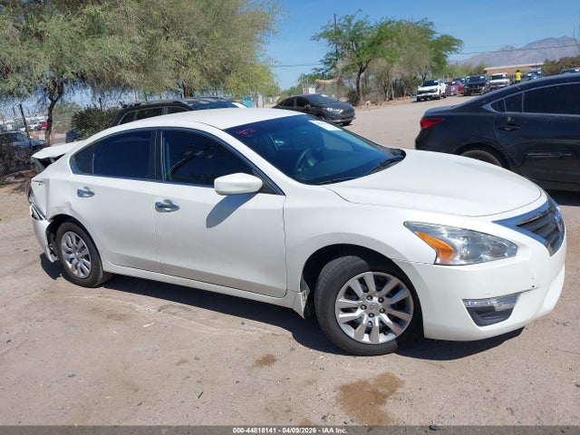 Nissan Altima 2.5 S 2015 1N4AL3AP1FC469099 Image 13
