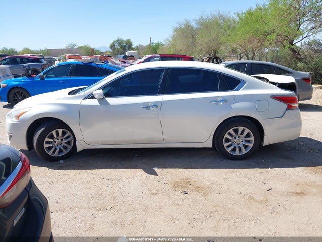 Nissan Altima 2.5 S 2015 1N4AL3AP1FC469099 Image 14