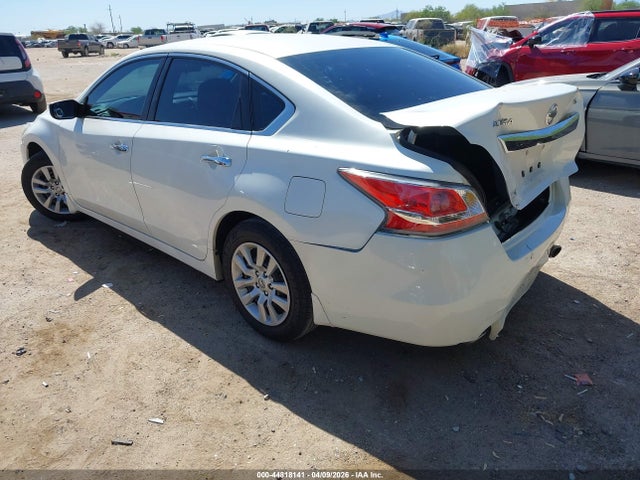 Nissan Altima 2.5 S 2015 1N4AL3AP1FC469099 Image 3