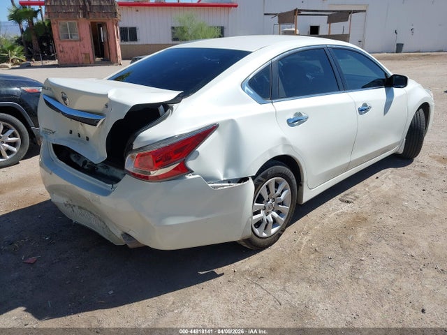 Nissan Altima 2.5 S 2015 1N4AL3AP1FC469099 Image 4