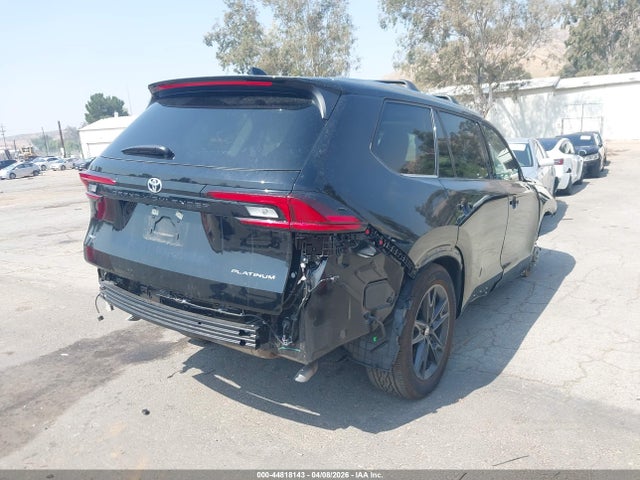 Toyota Grand Highlander Platinum 2026 5TDAAAB54TS114634 Image 4