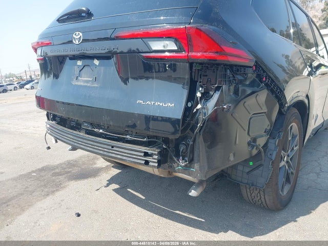Toyota Grand Highlander Platinum 2026 5TDAAAB54TS114634 Image 6