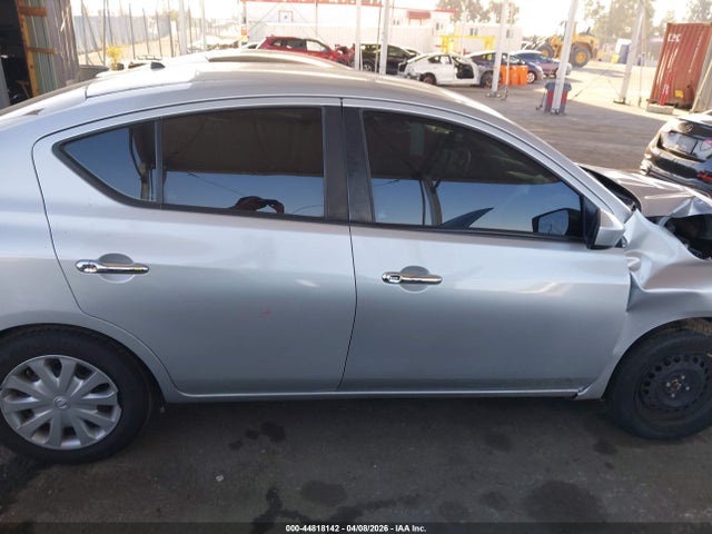 3N1CN7AP3JK440441 Nissan Versa 1.6 Sv