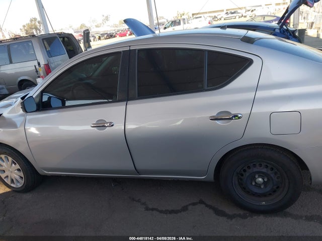 3N1CN7AP3JK440441 Nissan Versa 1.6 Sv