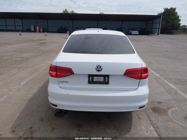 Продажа на аукционе авто 2015 Volkswagen Jetta 2.0l S, vin: 3VW2K7AJ5FM215122, номер лота: 44818147