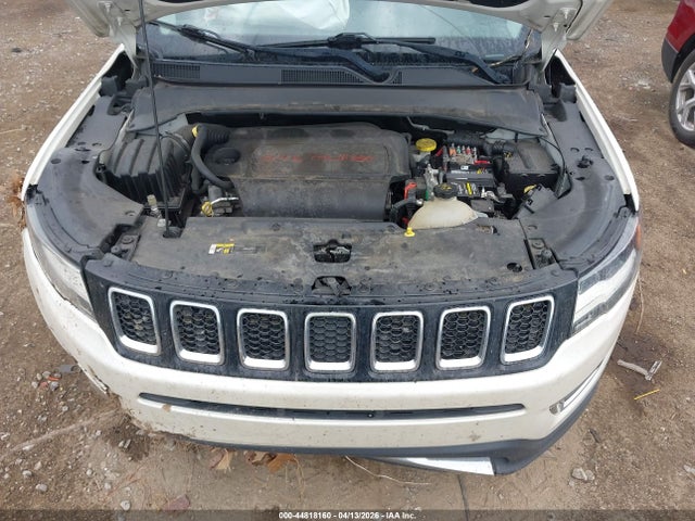 44818160 :رقم المزاد ، 3C4NJCCB2JT240365 vin ، 2018 Jeep Compass Limited Fwd مزاد بيع