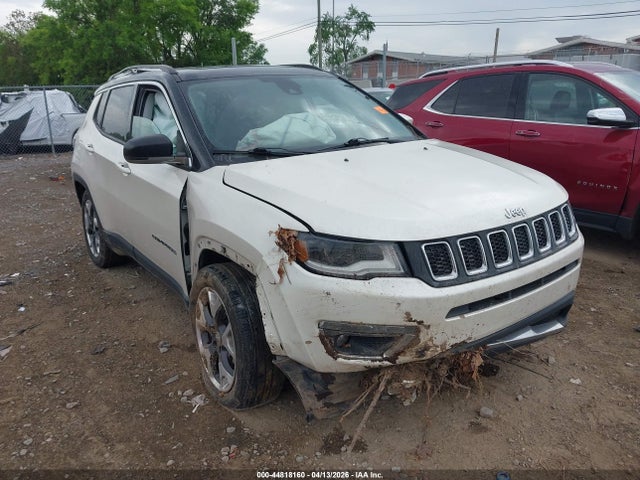 44818160 :رقم المزاد ، 3C4NJCCB2JT240365 vin ، 2018 Jeep Compass Limited Fwd مزاد بيع