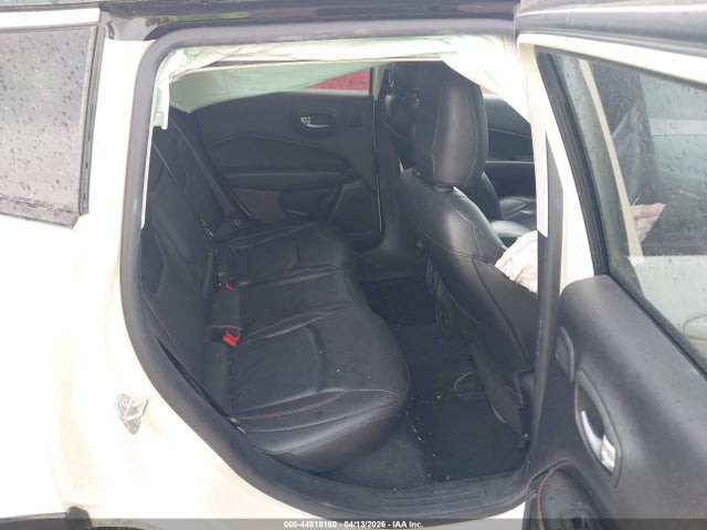 44818160 :رقم المزاد ، 3C4NJCCB2JT240365 vin ، 2018 Jeep Compass Limited Fwd مزاد بيع