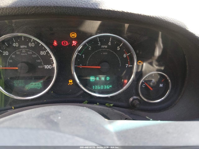 44818178 :رقم المزاد ، 1C4BJWEG2FL688136 vin ، 2015 Jeep Wrangler Unlimited Sahara مزاد بيع