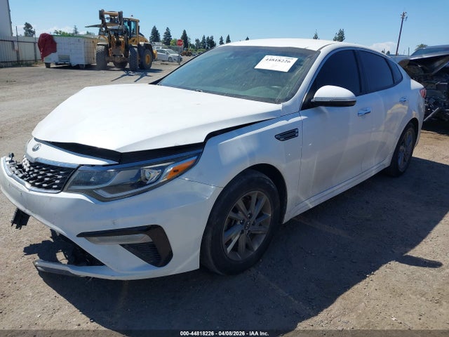 5XXGT4L38KG288225 KIA Optima Lx