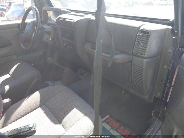 2000 JEEP WRANGLER 1J4FA29P7YP769806 Photo 4