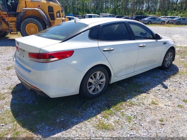 2016 Kia Optima Lx მანქანა იყიდება აუქციონზე, vin: KNAGT4L31G5084651, აუქციონის ნომერი: 44818238