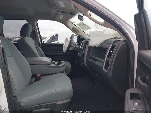 2019 Ram 1500 Classic Express  4x2 6'4 Box მანქანა იყიდება აუქციონზე, vin: 1C6RR6FT2KS546170, აუქციონის ნომერი: 44818241