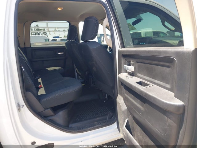 44818260 :رقم المزاد ، 3C7WRNFL7KG672072 vin ، 2019 Ram 5500 Chassis Tradesman/slt/laramie/limited مزاد بيع
