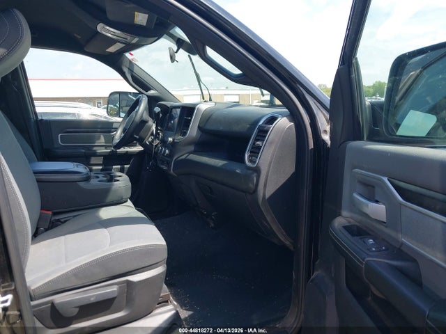 Продажа на аукционе авто 2022 Ram 2500 Big Horn  4x4 6'4 Box, vin: 3C6UR5DL2NG248124, номер лота: 44818272