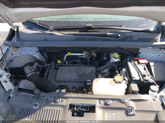 KL7CJKSB4MB318182 Chevrolet Trax Fwd Ls