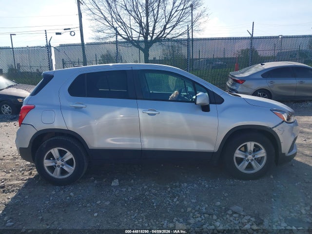 KL7CJKSB4MB318182 Chevrolet Trax Fwd Ls