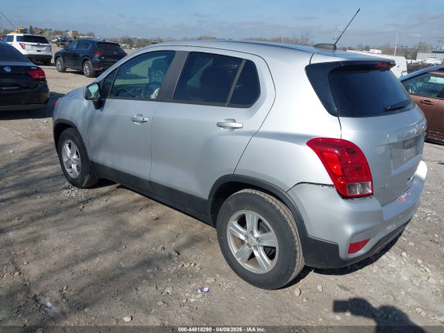 KL7CJKSB4MB318182 Chevrolet Trax Fwd Ls