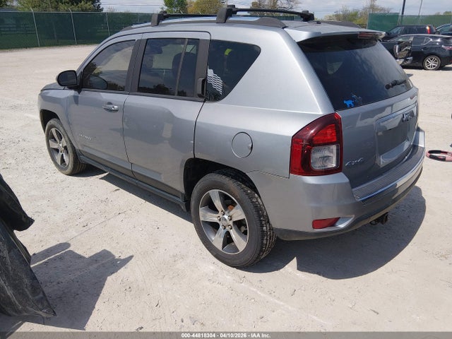 44818304 :رقم المزاد ، 1C4NJDEB3GD586958 vin ، 2016 Jeep Compass High Altitude Edition مزاد بيع