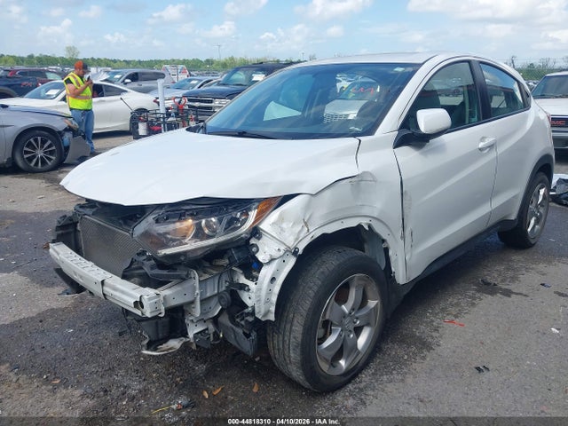 Продажа на аукционе авто 2022 Honda Hr-v 2wd Lx, vin: 3CZRU5H32NM724990, номер лота: 44818310