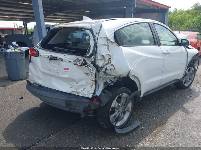 Продажа на аукционе авто 2022 Honda Hr-v 2wd Lx, vin: 3CZRU5H32NM724990, номер лота: 44818310