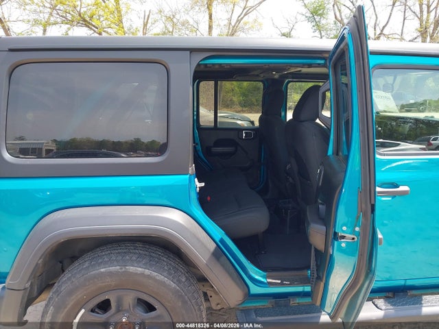 1C4HJXDG9KW644290 Jeep Wrangler Unlimited Sport S 4x4