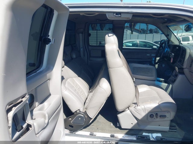 2001 Gmc Sierra 1500 Sle მანქანა იყიდება აუქციონზე, vin: 2GTEK19T111365442, აუქციონის ნომერი: 44818330