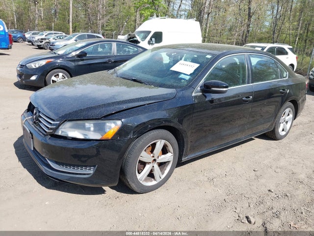 44818332 :رقم المزاد ، 1VWBT7A38EC091085 vin ، 2014 Volkswagen Passat 1.8t Se مزاد بيع
