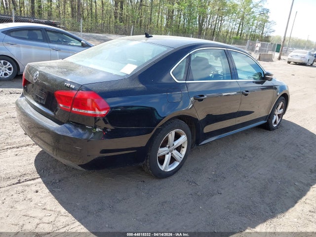 44818332 :رقم المزاد ، 1VWBT7A38EC091085 vin ، 2014 Volkswagen Passat 1.8t Se مزاد بيع