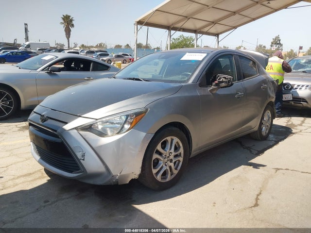 44818356 :رقم المزاد ، 3MYDLBZVXGY106072 vin ، 2016 Scion Ia مزاد بيع