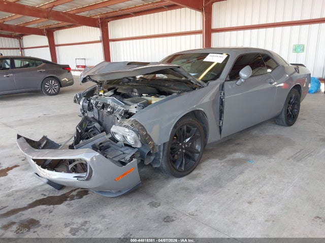 44818381 :رقم المزاد ، 2C3CDZAG2JH204706 vin ، 2018 Dodge Challenger Sxt مزاد بيع