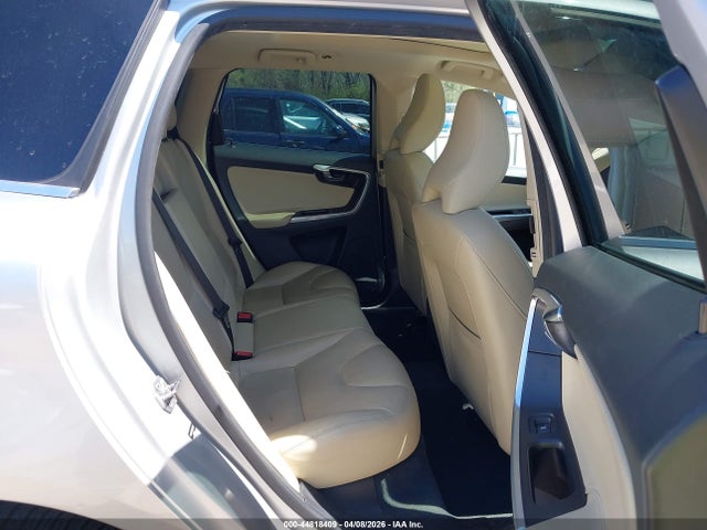Aukcja sprzedaży 2016 Volvo Xc60 T5 Drive-e Platinum, vin: YV440MDM7G2880227, numer aukcji: 44818409
