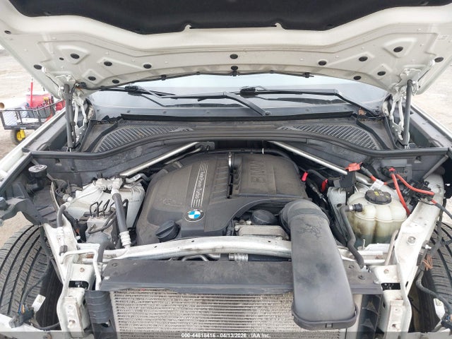2016 BMW X5 5UXKR0C51G0U49086 Photo 9
